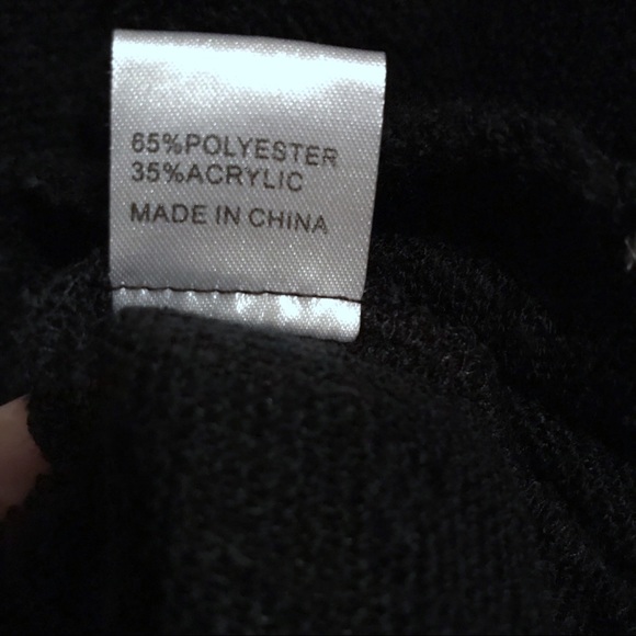 Lace Skull Fuzzy Sweater - Picture 4 of 5